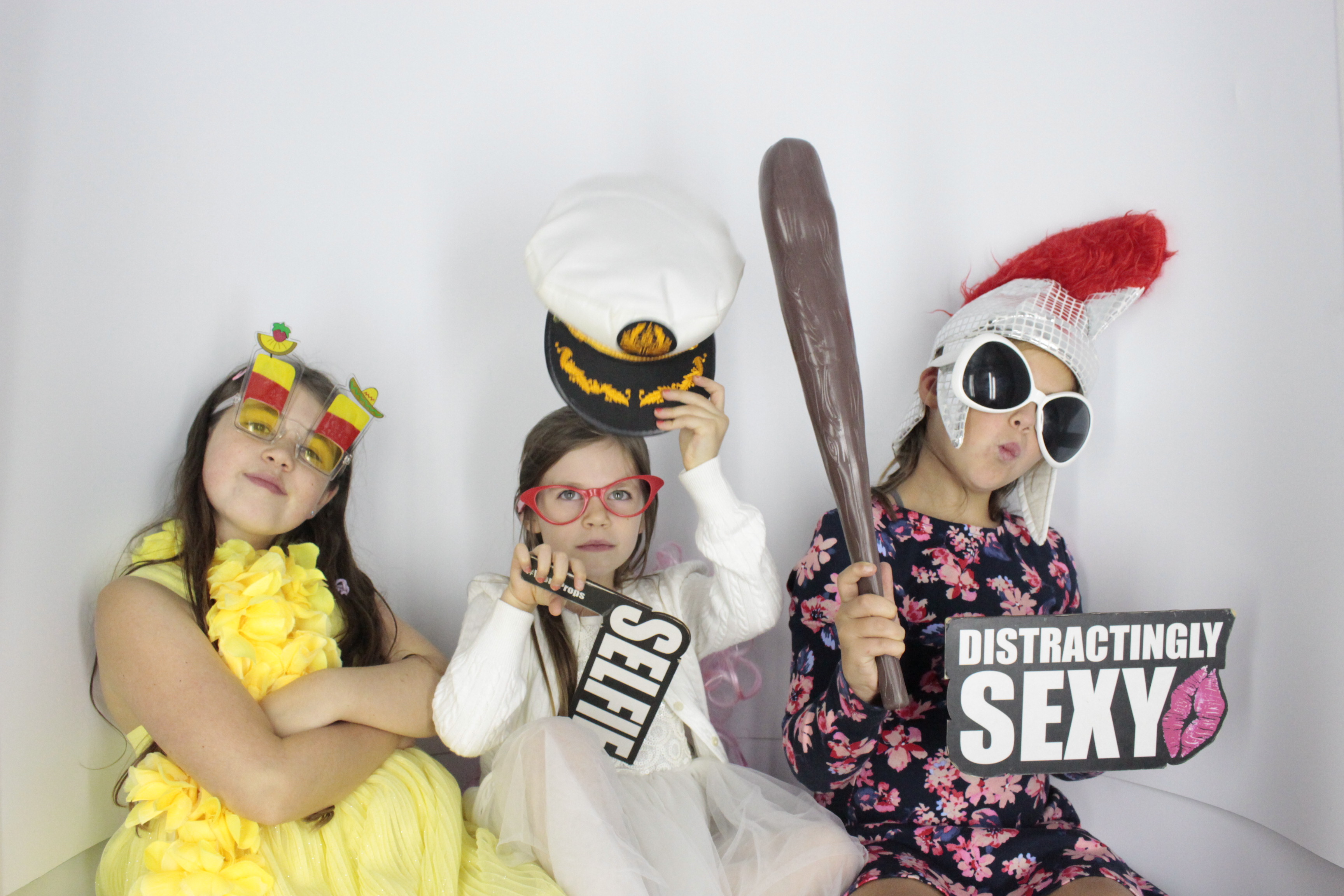 Nadine 40th Birthday  | View more photos from the event at gallery.myphotoboothexperience.co.uk/u/MyPhotoBoothExperienceLtd/Nadine-40th-Birthday